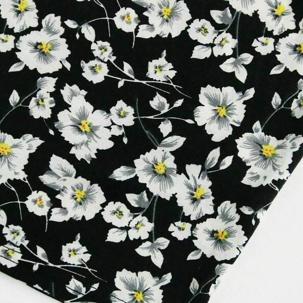 3/$25💦 NWOT Women's Blossom Self Tie Halter Top - Picture 7 of 8